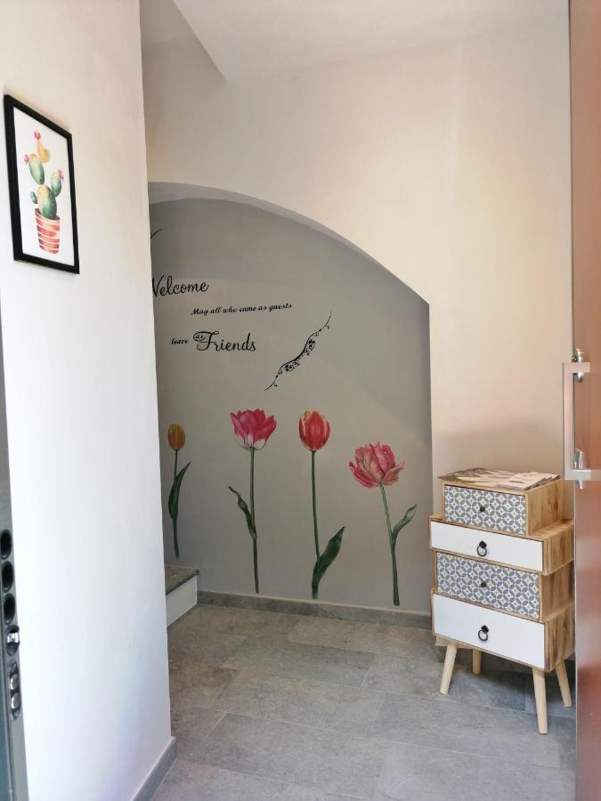 Fiordaelisa Apartment Monforte dʼAlba Exterior foto